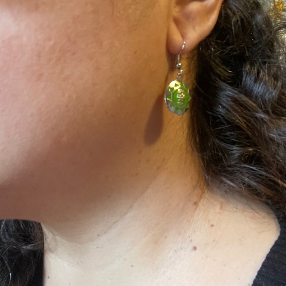 Peru Moche engraved Green Enamel Sunburst hook Earrings Dangle Boho indigenous - Picture 6 of 6